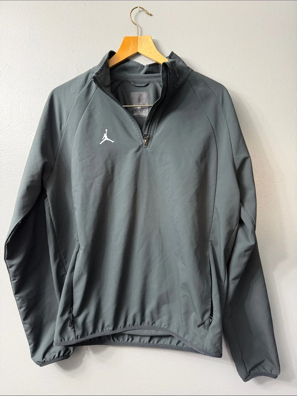 Jordan Men's Charcoal Grey Quarter-Zip Performance Jacket